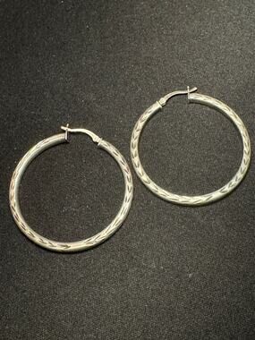 Vintage 925 Hanin Hammered Cross Hatch Round Hook Earrings